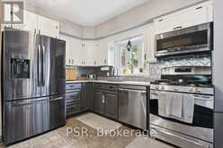 32 RICHMOND STREET | Welland Ontario | Slide Image Nine