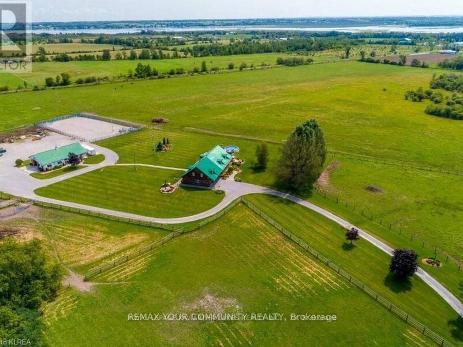 11 MUD ROAD, Fenelon Falls, Ontario K0M 1N0