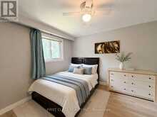 1323 REDBANK CRESCENT | Oakville Ontario | Slide Image Thirteen