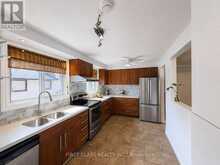 1323 REDBANK CRESCENT | Oakville Ontario | Slide Image Seven