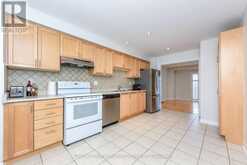 6 - 20 WALLACE STREET | Vaughan Ontario | Slide Image Seven