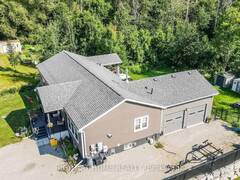13009 COUNTY ROAD 16 DRIVE Waubaushene Ontario, L0K 2C0