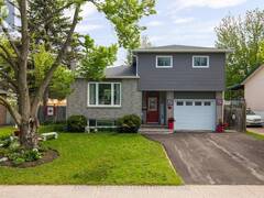 10 ANDREA CRESCENT Orillia Ontario, L3V 6W5