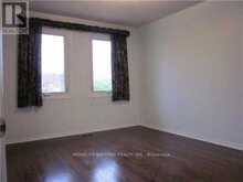 16 THAMES COURT | Richmond Hill Ontario | Slide Image Twelve