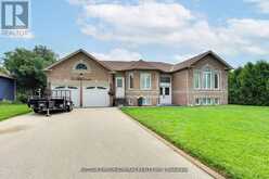 11 CLUB COURT | Wasaga Beach Ontario | Slide Image Two