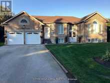 11 CLUB COURT | Wasaga Beach Ontario | Slide Image Forty-three