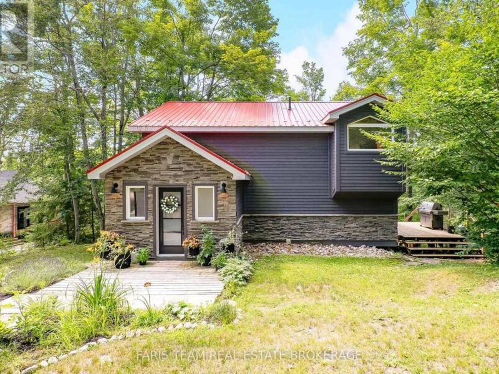 49 HURONWOODS DRIVE, Coldwater, Ontario L0K 1E0