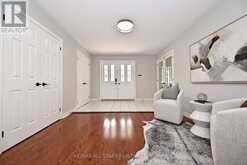 34 CAPTAIN ARMSTRONG LANE | Markham Ontario | Slide Image Three