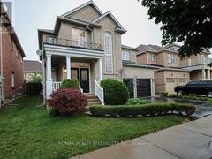 7 KINGSPOINT CIRCLE Hamilton Ontario, L8E 6C5