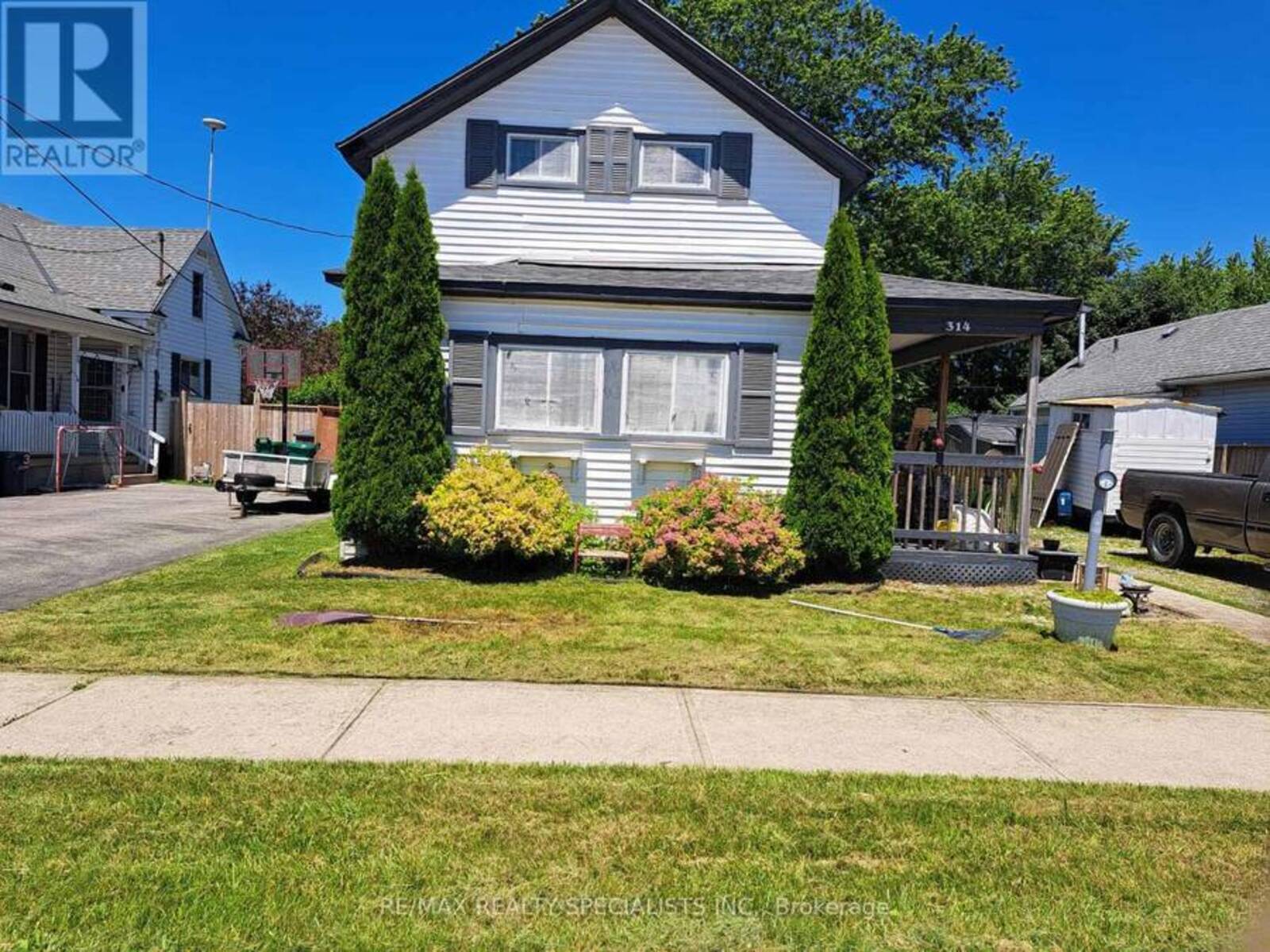 314 JARVIS STREET, Fort Erie, Ontario L2A 2S8