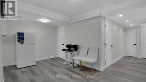 105 EVA DRIVE | Woolwich Ontario | Slide Image Thirty