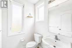 895 KICKING HORSE PATH | Oshawa Ontario | Slide Image Nine