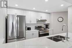 615 - 712 ROSSLAND ROAD E | Whitby Ontario | Slide Image Ten