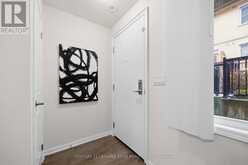 121 - 380 HOPEWELL AVENUE | Toronto Ontario | Slide Image Nine