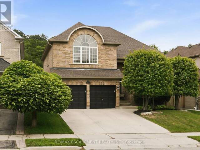 150 DAVIDSON BOULEVARD Dundas Ontario, L9H 7N6 - 4 Bedrooms Home For Sale