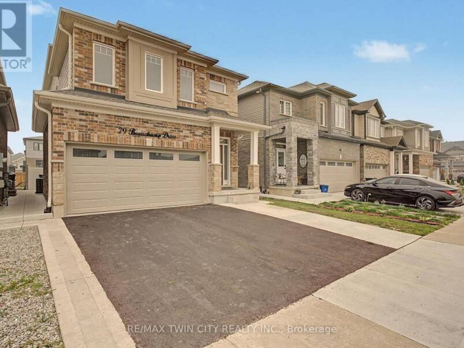 79 BEAUCHAMP DRIVE, Cambridge, Ontario N1S 0B9