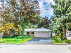 22 HEATHVIEW AVENUE Toronto Ontario, M2K 2C1