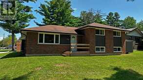 29 LEE AVENUE | Angus Ontario | Slide Image Two