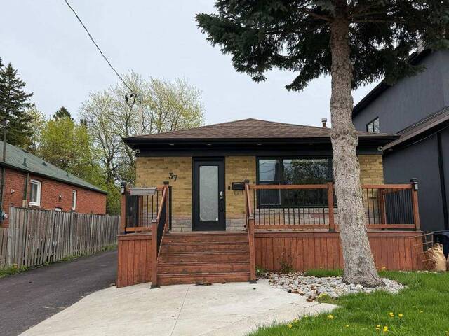 37 LYNVALLEY CRESCENT Toronto Ontario, M1R 2V1 - 4 Bedrooms Home For Sale