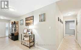 996 BEACH BOULEVARD | Hamilton Ontario | Slide Image Eleven