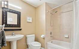 996 BEACH BOULEVARD | Hamilton Ontario | Slide Image Fourteen