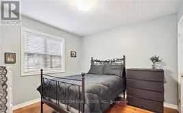 996 BEACH BOULEVARD | Hamilton Ontario | Slide Image Fifteen