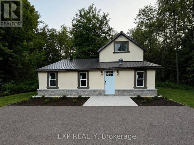 137 OLD NORTH ROAD S Huntsville Ontario, P1H 2J4 - 3 Bedrooms Home For Sale