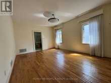416 ELGIN MILLS ROAD W | Richmond Hill Ontario | Slide Image Seven