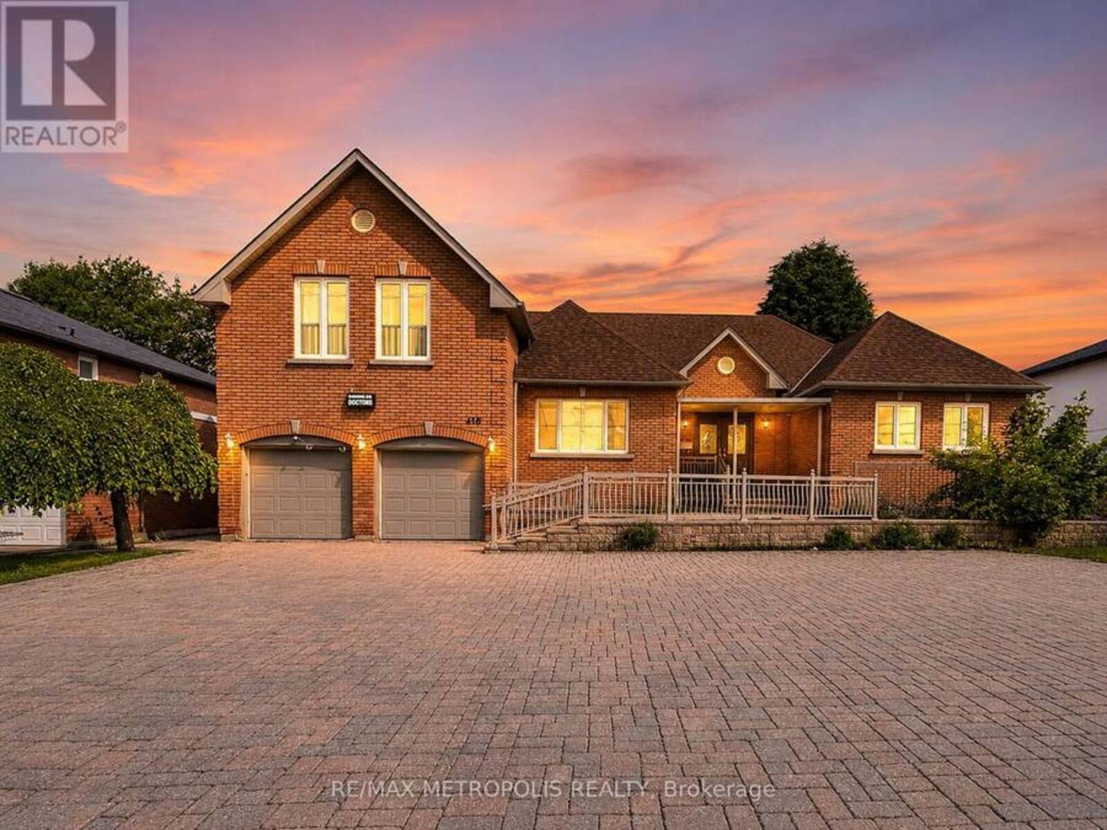 416 ELGIN MILLS ROAD W, Richmond Hill, Ontario L4C 4M2