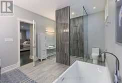 5 HUMBERVIEW DRIVE | Vaughan Ontario | Slide Image Eighteen