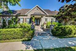 5 HUMBERVIEW DRIVE | Vaughan Ontario | Slide Image Two