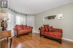 5 KELSEY CRESCENT | Barrie Ontario | Slide Image Ten