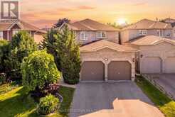 5 KELSEY CRESCENT | Barrie Ontario | Slide Image One