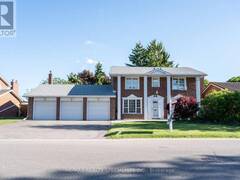 8 RIVER VIEW DRIVE Brampton Ontario, L6W 2E5