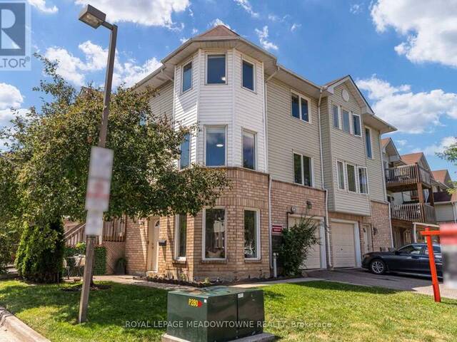85 - 2 WYLIE CIRCLE Halton Hills Ontario, L7G 5M1 - 3 Bedrooms Condo For Sale