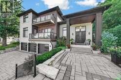 299 SECOND STREET | Newmarket Ontario | Slide Image Four