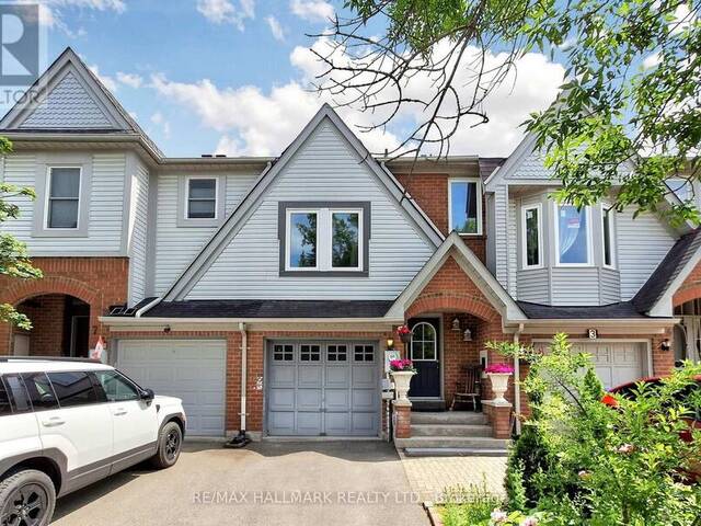 5 EVELYN BUCK LANE Aurora Ontario, L4G 7H9 - Property For Sale