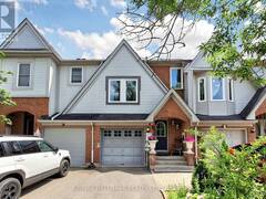 5 EVELYN BUCK LANE Aurora Ontario, L4G 7H9