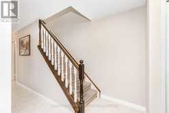 28 RIVERDALE DRIVE | Hamilton Ontario | Slide Image Three