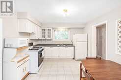 28 RIVERDALE DRIVE | Hamilton Ontario | Slide Image Six