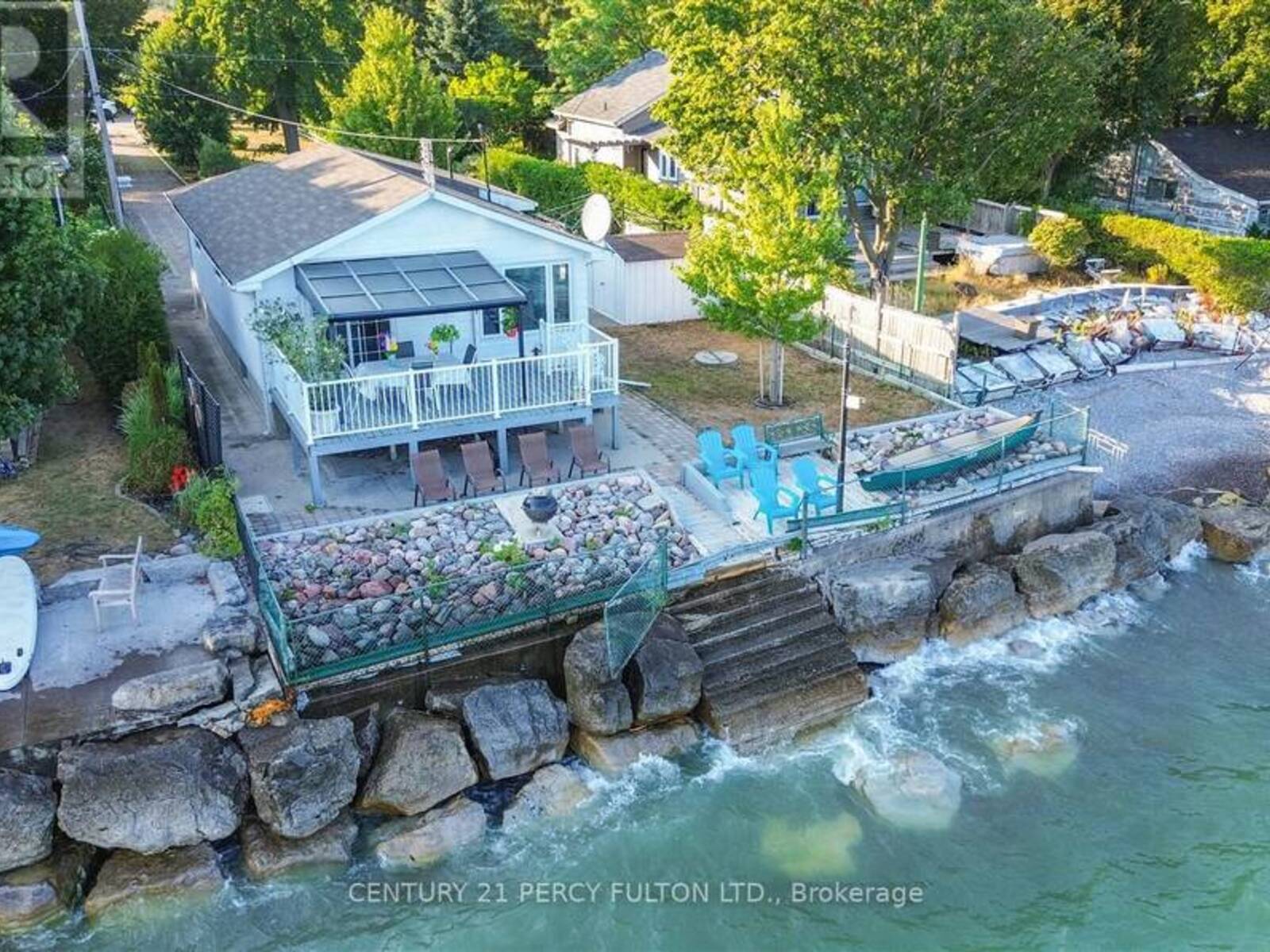 135 CEDAR CREST BEACH ROAD, Clarington, Ontario L1C 3K3
