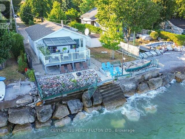 135 CEDAR CREST BEACH ROAD Clarington Ontario, L1C 3K3 - 3 Bedrooms Waterfront Home For sale