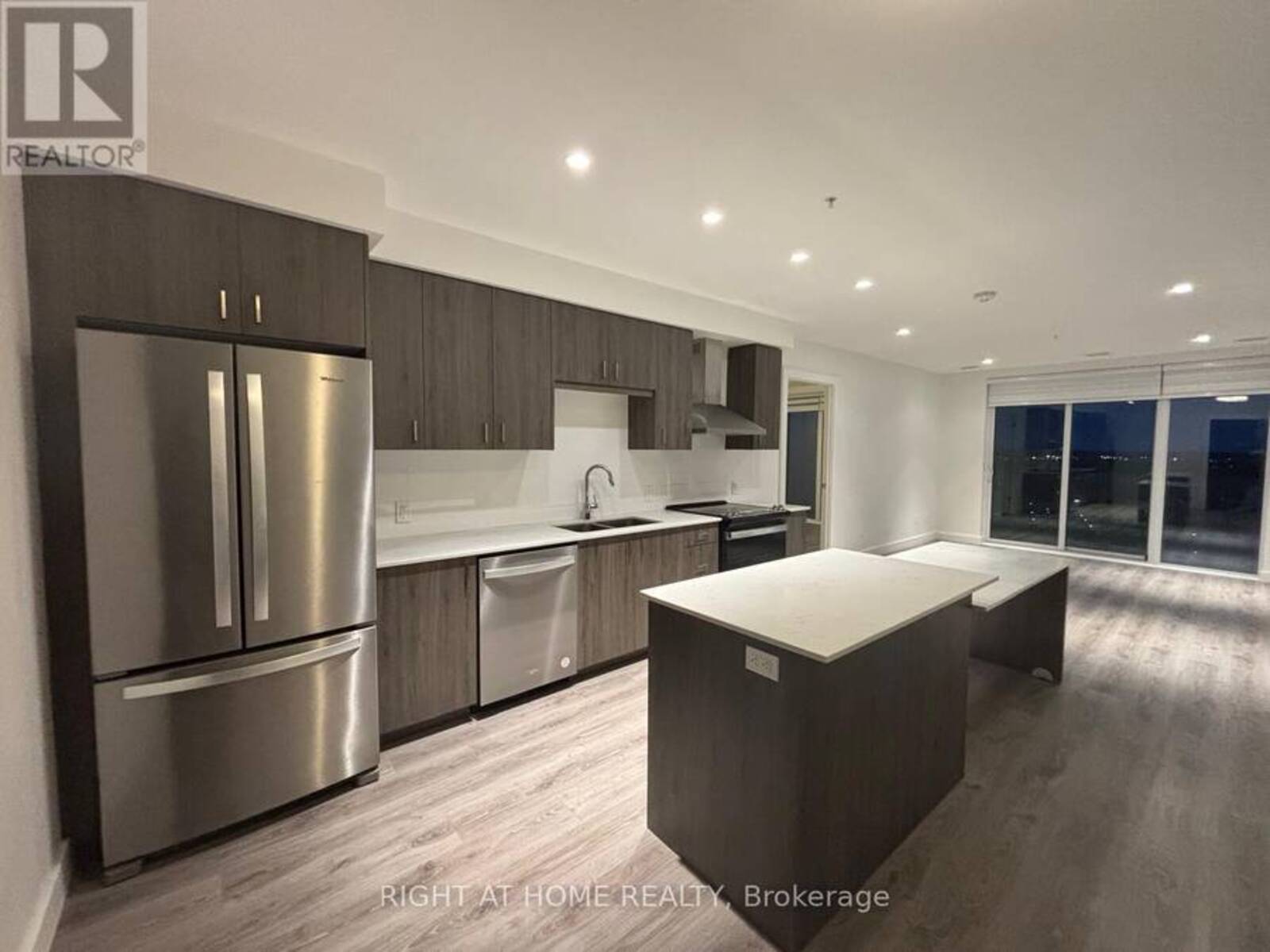2007 - 15 GLEBE STREET, Cambridge, Ontario N1S 0C3