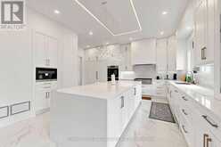 26 DEVONDALE AVENUE | Toronto Ontario | Slide Image Eight