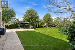 575 STONEHENGE DRIVE | Ancaster Ontario | Slide Image Three