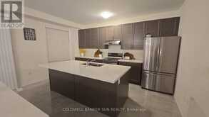 36 BAVENDEN CRESCENT | Brampton Ontario | Slide Image Nine