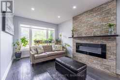 19 CARDINAL STREET | Barrie Ontario | Slide Image Eight
