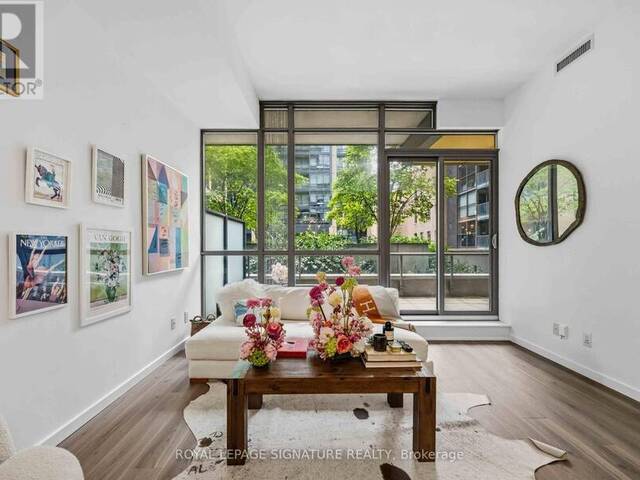 202 - 8 CHARLOTTE STREET Toronto Ontario, M5V 0K4 - 2 Bedrooms Condo For Sale