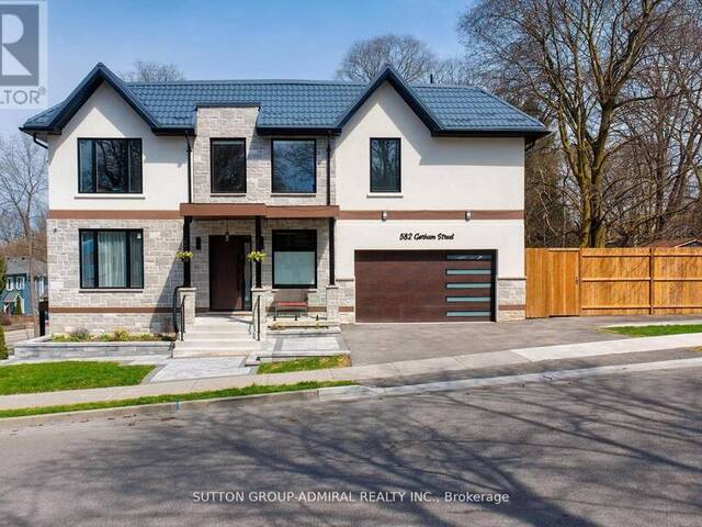 582 GORHAM STREET Newmarket Ontario, L3Y 1L3 - Property For Sale
