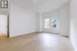 32 COSSAR AVENUE | Aurora Ontario | Slide Image Thirty-two